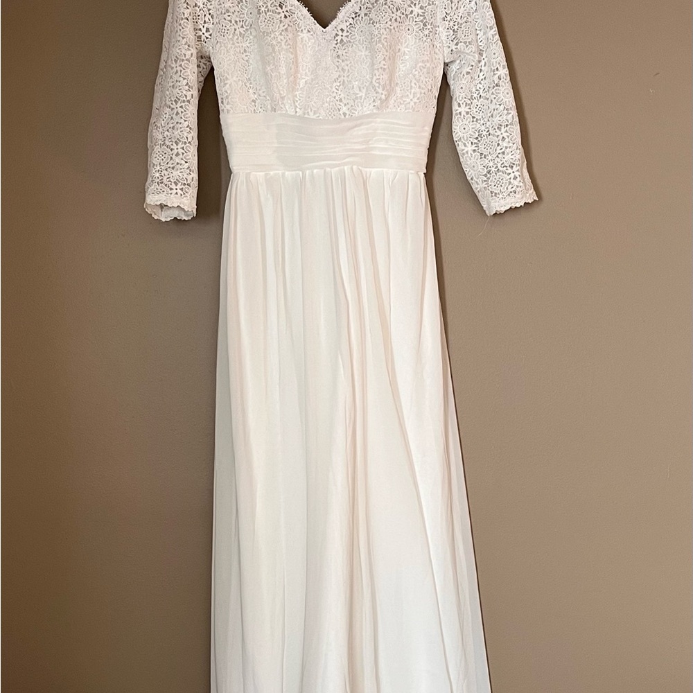 New w/tag Elegant Lace Long Sleeve Wedding Dress